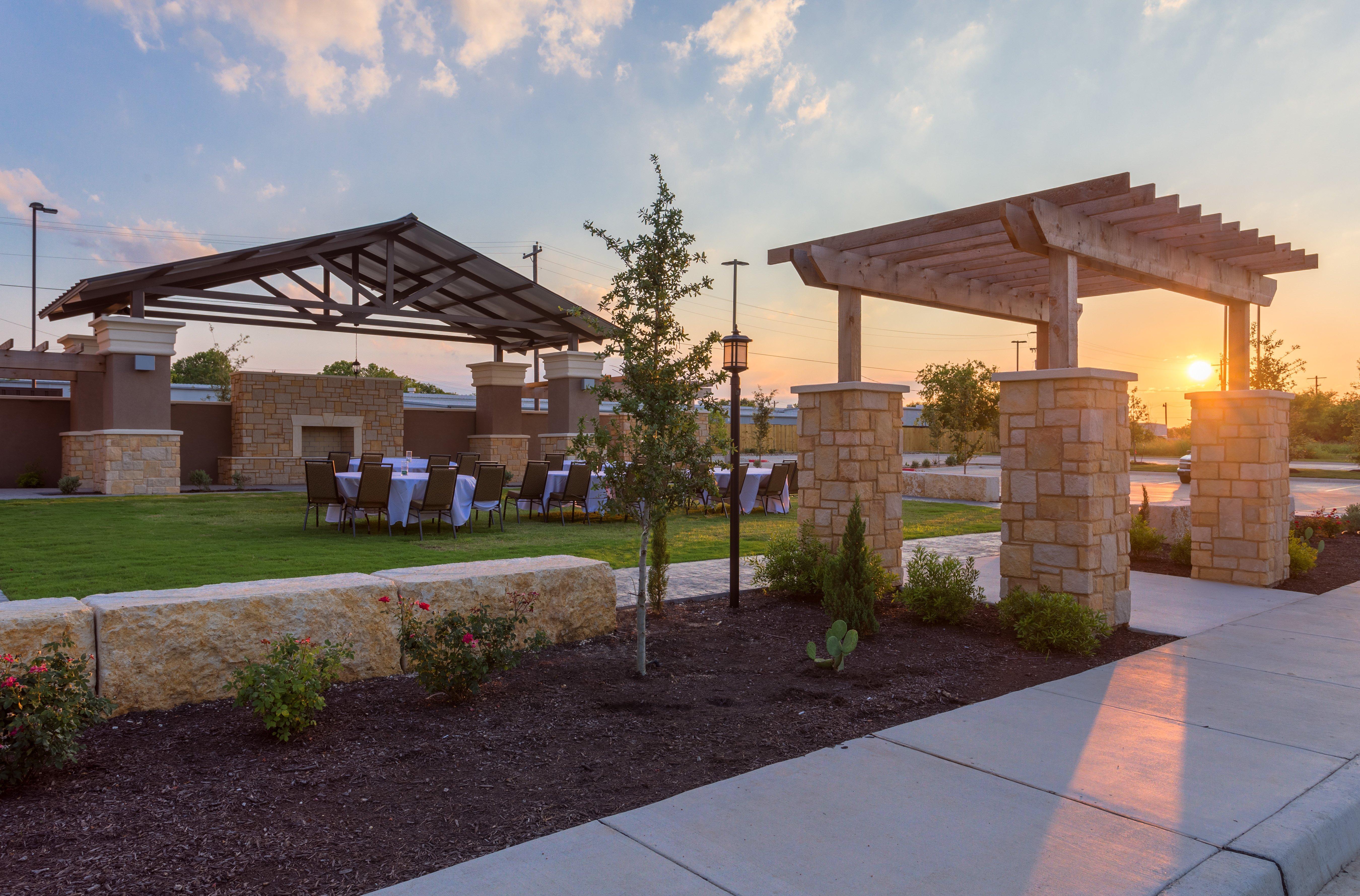 Holiday Inn San Marcos Convention Center By Ihg Eksteriør billede